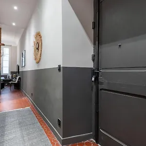 My Casa - La Croix - Old Town - Modern Apartment, 2 Bedrooms Apartment